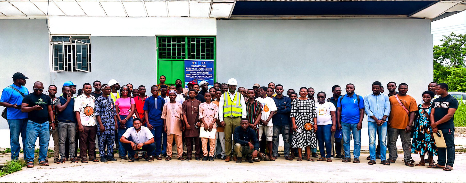 Cohort arrival and orientation at the training facility